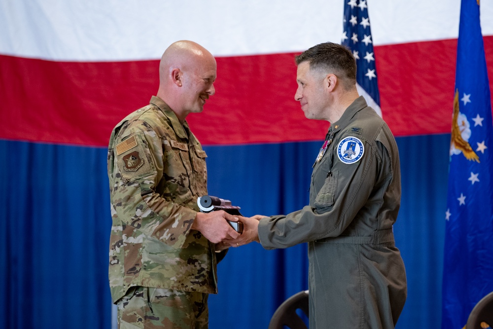 122nd Fighter Wing Deputy Commander retires