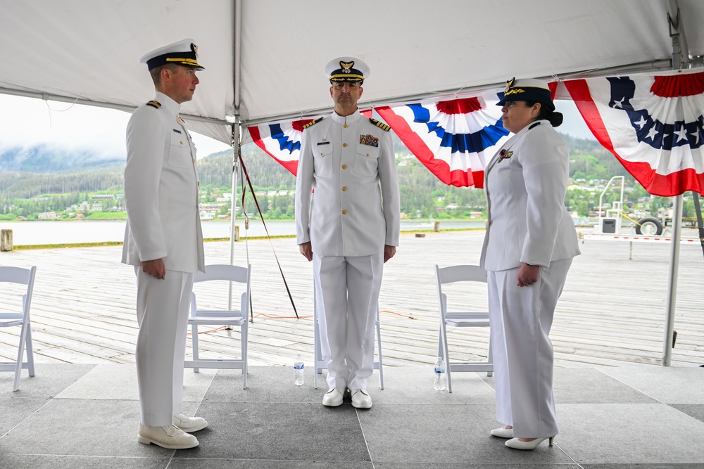 Civil Engineering Unit Juneau holds Change of Command ceremony