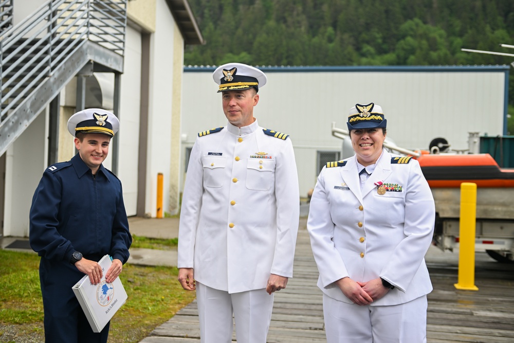 Civil Engineering Unit Juneau holds Change of Command ceremony