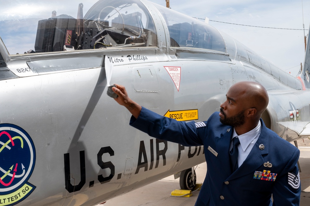 586th Flight Test Squadron change of command