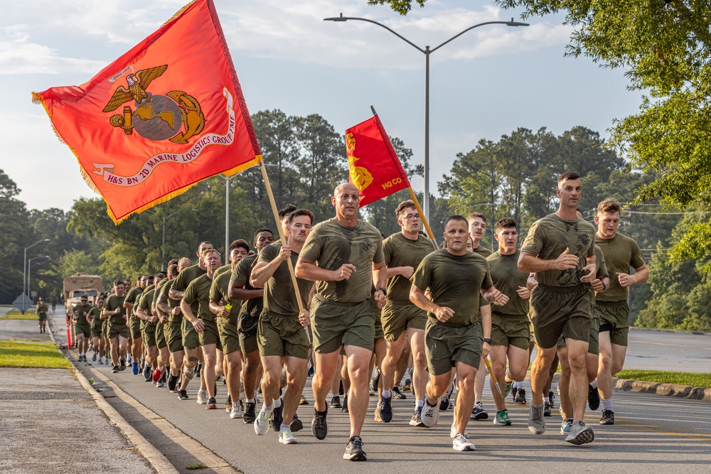 Headquarters and Service Battalion Holds Battalion Run