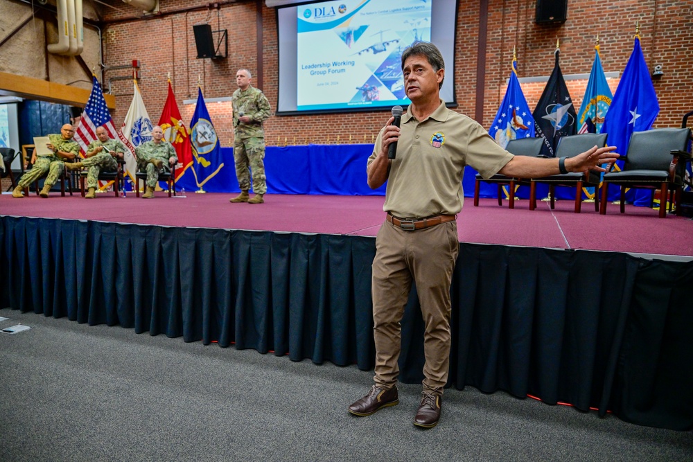 DLA Aviation Welcomes Fleet Readiness Center Southeast leadership