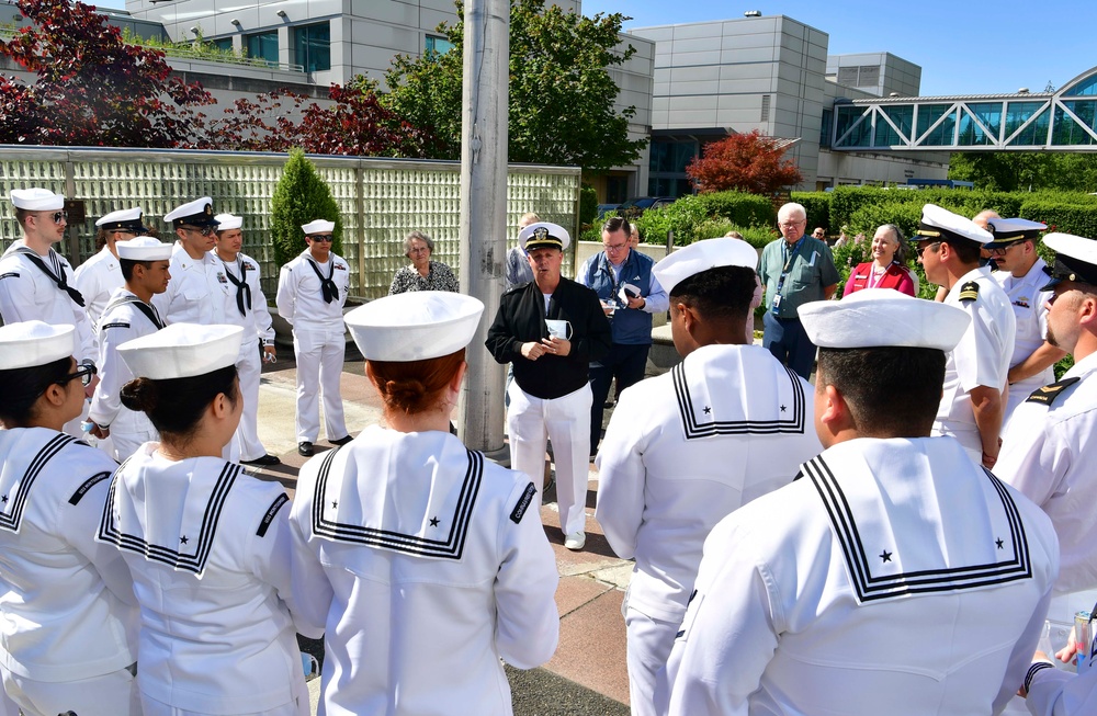 Sailors Visit Portland VA Medical Center