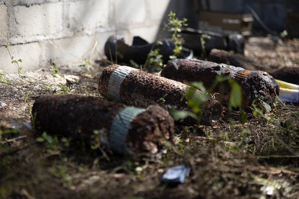 MRF-D 24.3: U.S. Marines, Sailors, ADF prepare a demolition site for Operation Render Safe Nauru