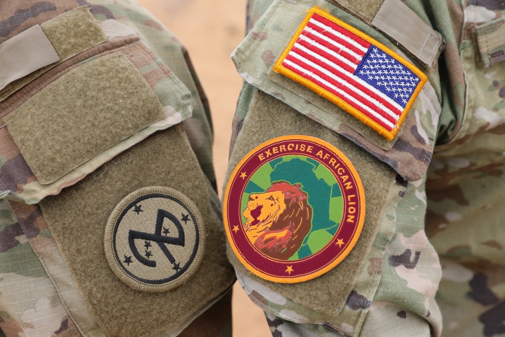 NY National Guard Soldiers Train with New Radio in Morocco