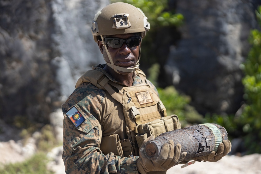 MRF-D 24.3: U.S. Marines, Australian Army, and French Army prepare demolition site for Operation Render Safe Nauru