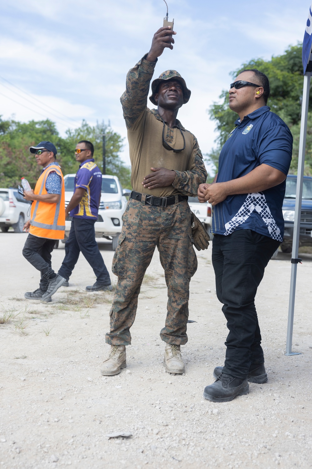 MRF-D 24.3: U.S. Marines, Australian Army, and Canadian Navy prepare demolition site for Operation Render Safe Nauru