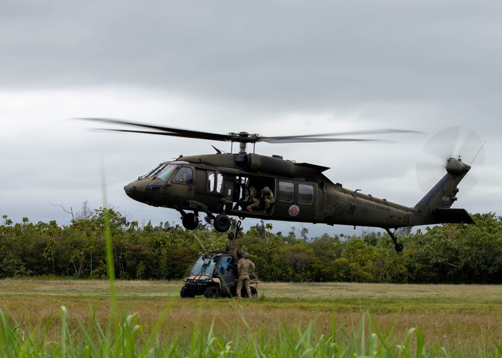 DVIDS - Images - 1-183rd Aviation Regiment Sling Load Operations [Image ...