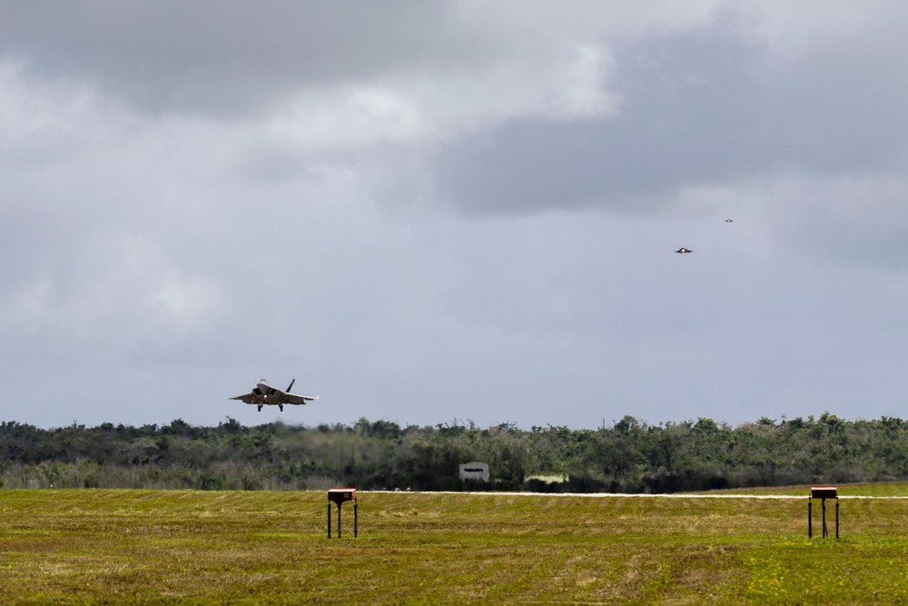 F-22s arrive in Guam for Valiant Shield 24