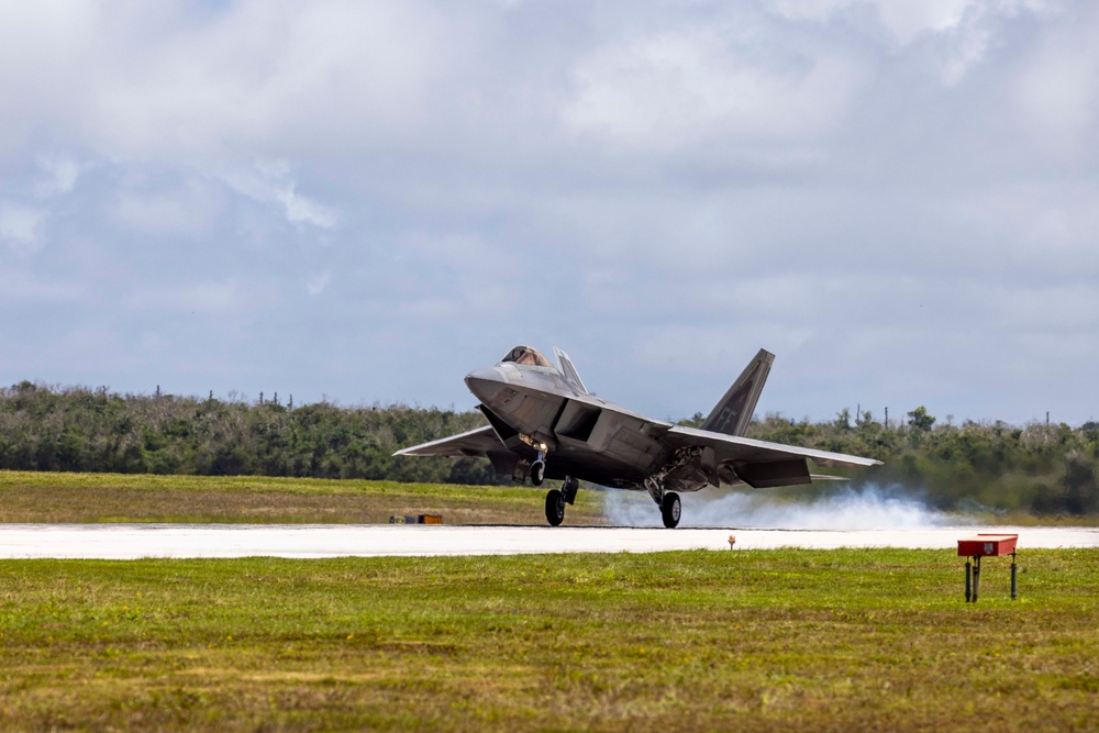 F-22s arrive in Guam for Valiant Shield 24