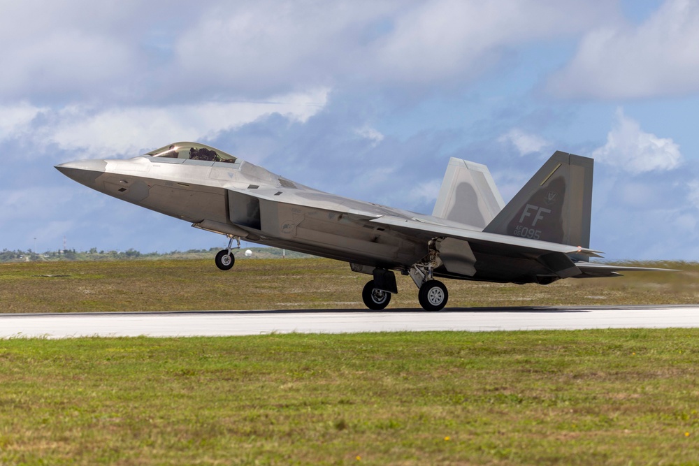 F-22s arrive in Guam for Valiant Shield 24
