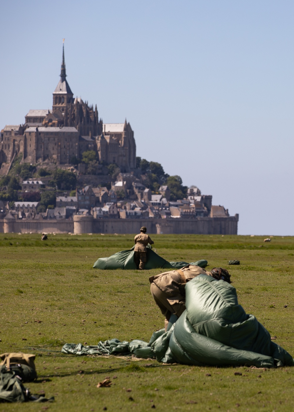 U.S. Military veterans perform airborne ops at Mont-Saint-Michel