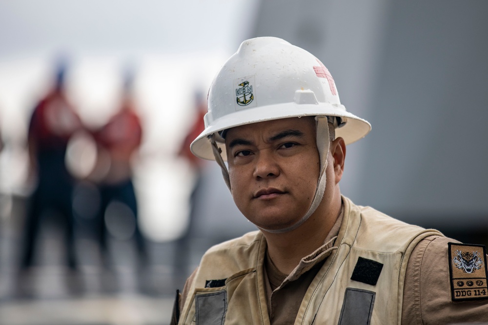 DVIDS - Images - USS Ralph Johnson Conducts Replenishment at Sea with ...