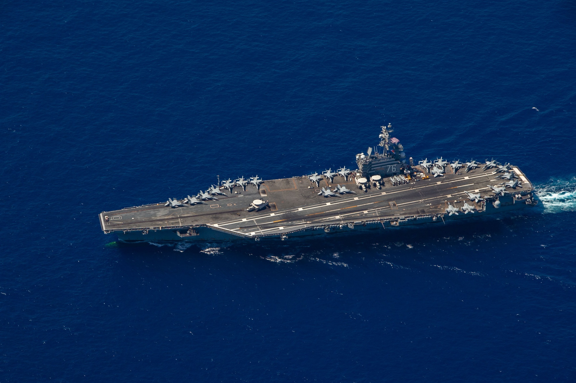 DVIDS - Images - USS Ronald Reagan (CVN 76) steams in formation