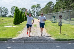 49th Aerial Port Flight honors fallen Airmen during Port Dawgs Memorial 5K [Image 7 of 8]