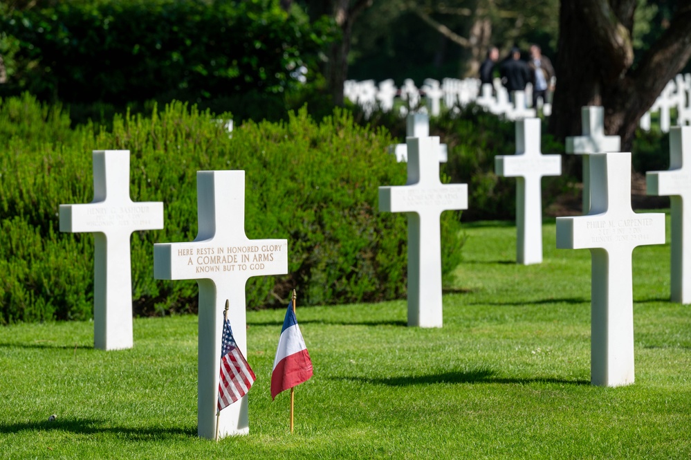 D-Day 80 celebrates with legacy C-47s flying over Omaha Beach