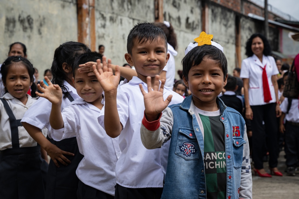 U.S. Army, Marine Civil Affairs boost education in Peru during RS24