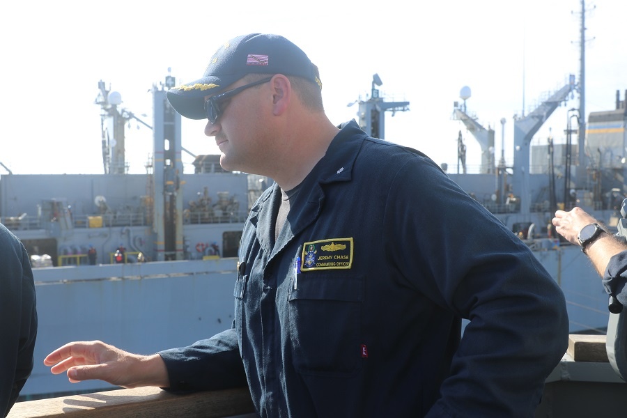 USS Delbert D. Black: Replenishment-at-sea