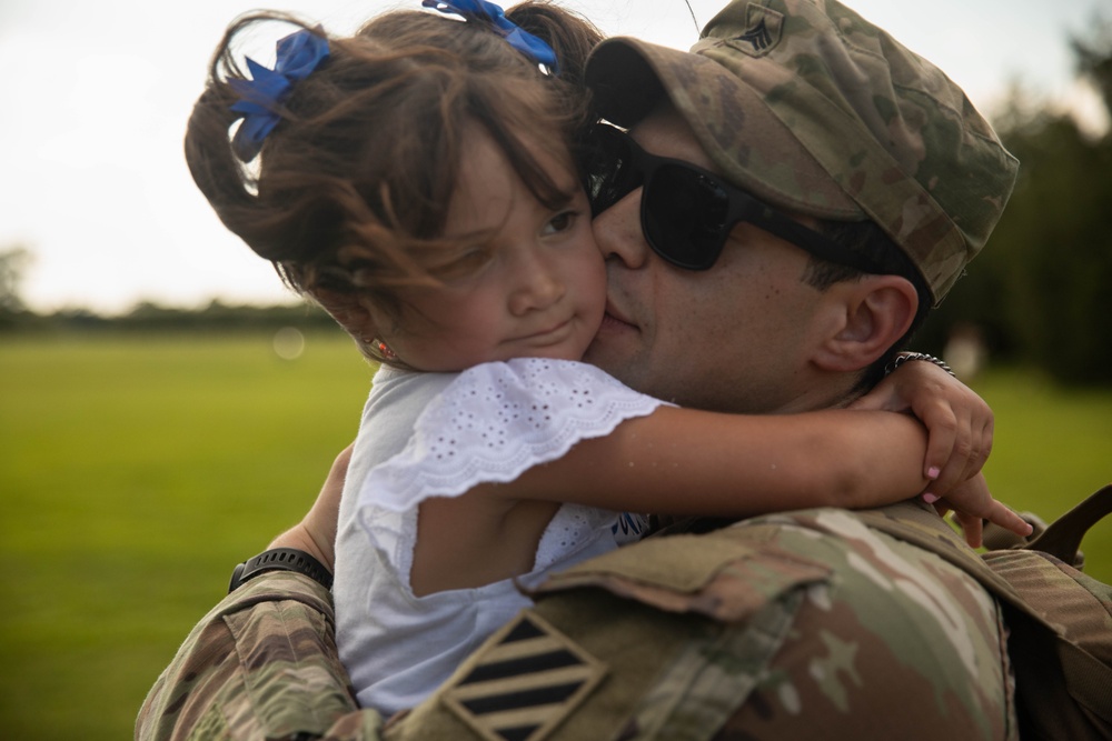 3rd Infantry Division welcomes home Soldiers