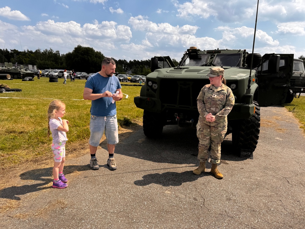 U.S. Soldiers Connect with Local Community During Pila Kid’s Day