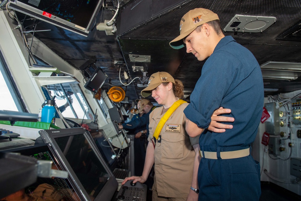 USS Ronald Reagan (CVN 76) Sailors stand watch in the pilot house