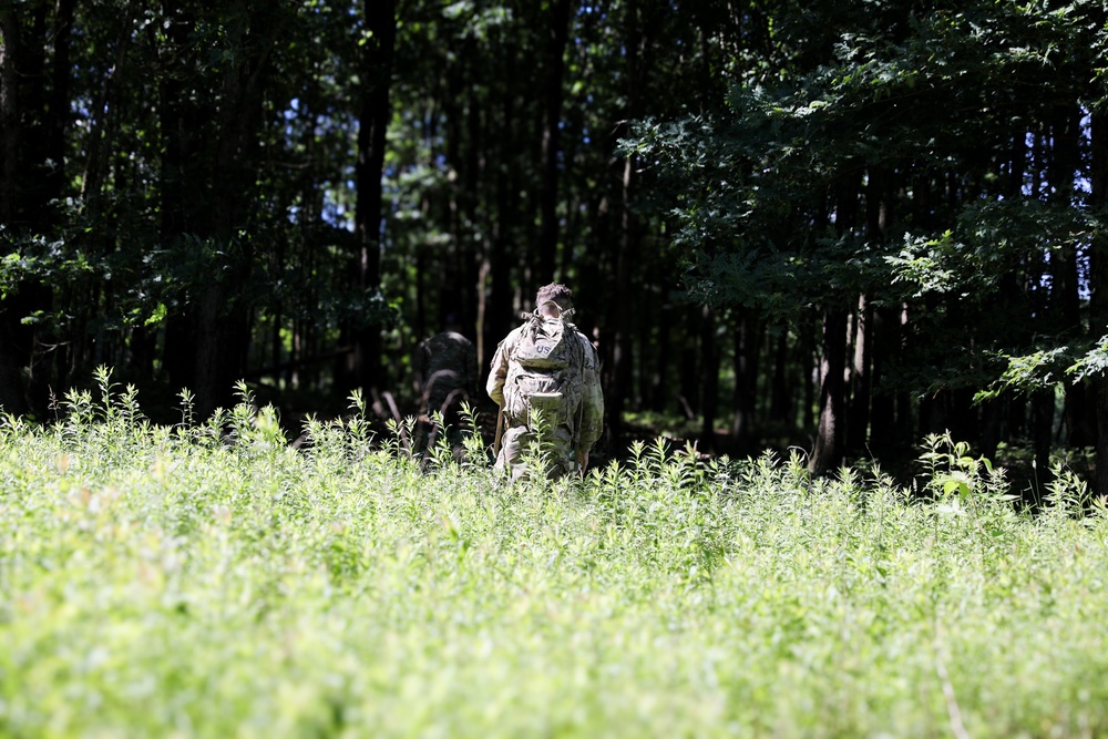 1-109th Infantry Regiment Soldiers Conduct Recon React to Contact Mission