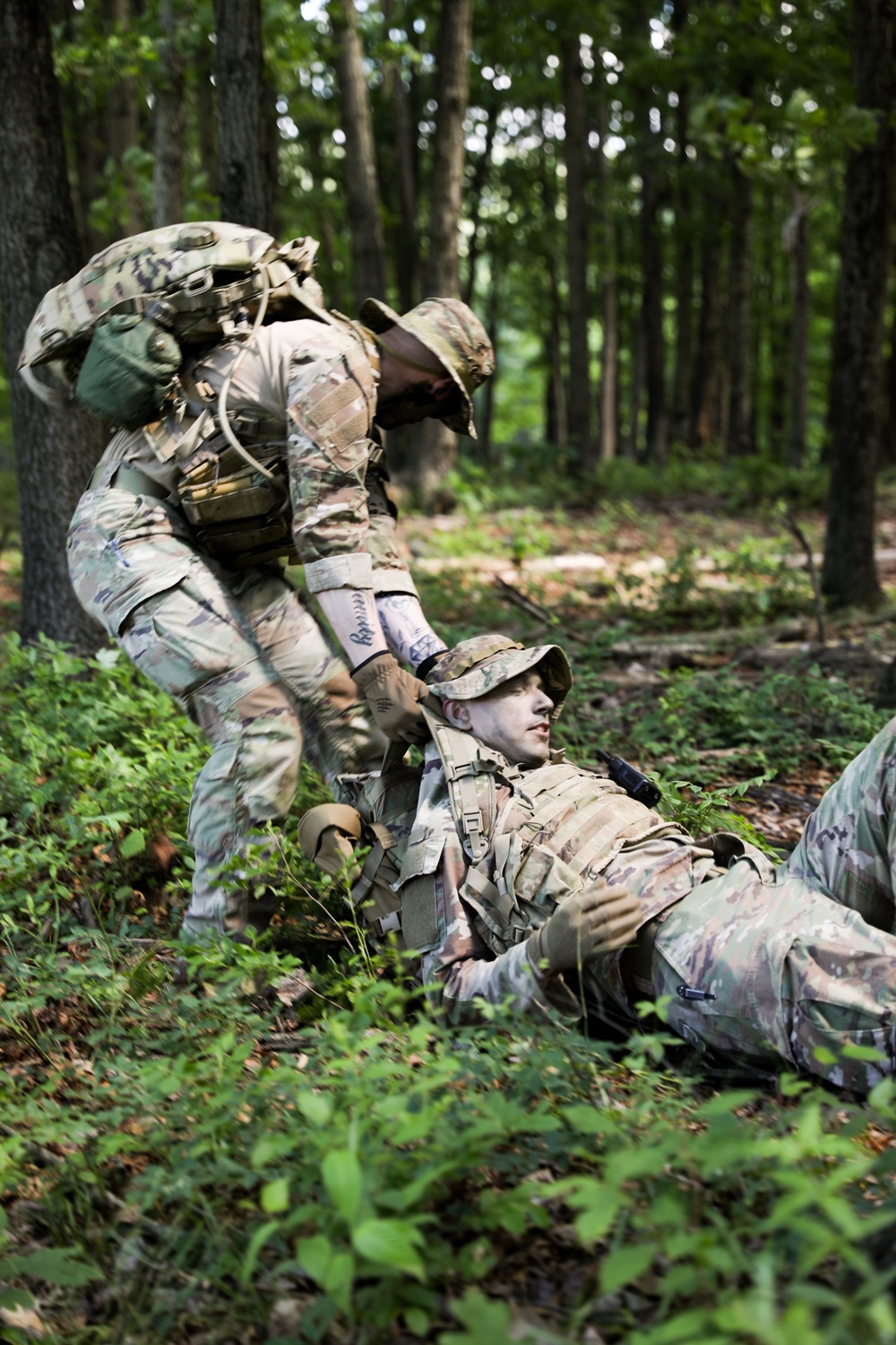 1-109th Infantry Regiment Soldiers Conduct Recon React to Contact Mission