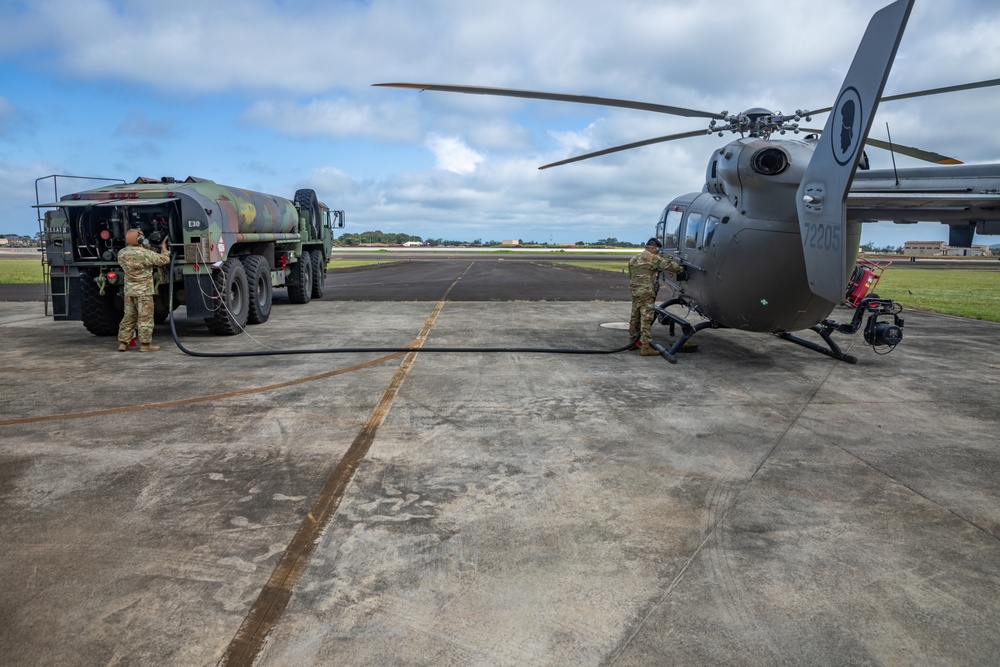 Hawaii’s Lakotas with 3-140th Aviation soar through the sky
