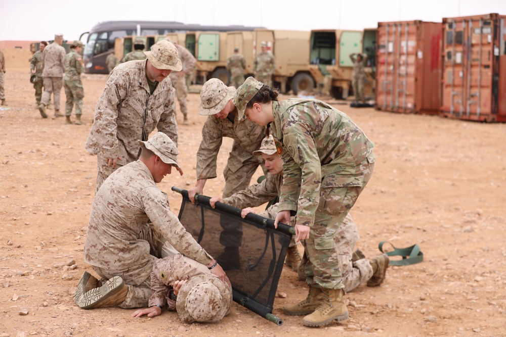 NY National Guard Medical Unit and USMC Train on Litter Carry Techniques