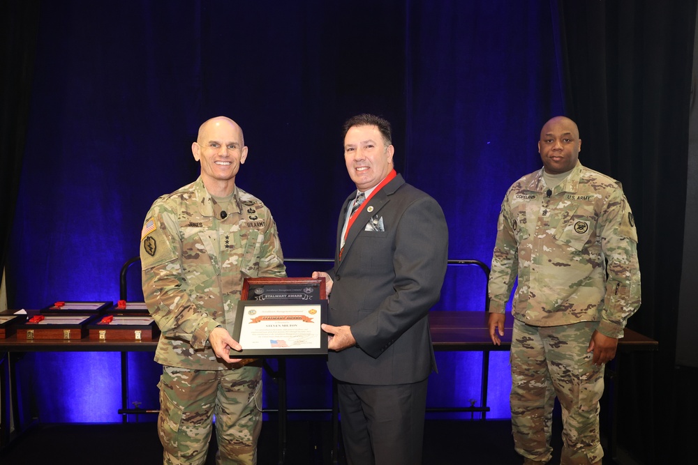 Garrison leaders convene in San Antonio for annual conference, honor IMCOM’s best