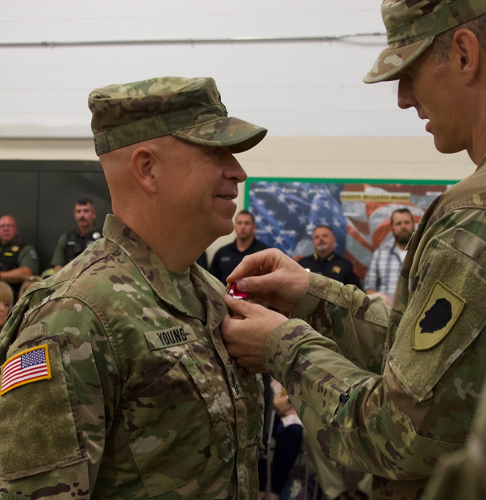 Recruiting Company First Sergeant from Marion, Illinois, Retires After Nearly 29 Years