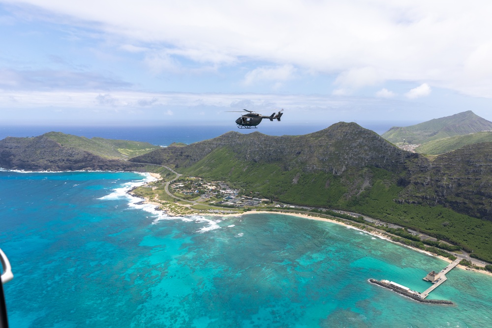 Hawaii’s Lakotas with 3-140th Aviation soar through the sky
