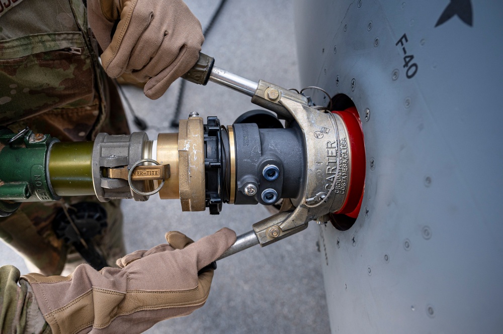 Valiant Shield 24 Specialized Fueling Operation