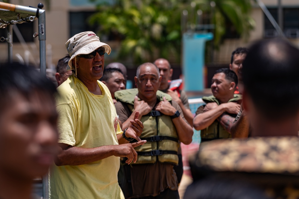 Hawaii Army National Guard MEDEVAC Units Practice Water Survival Training