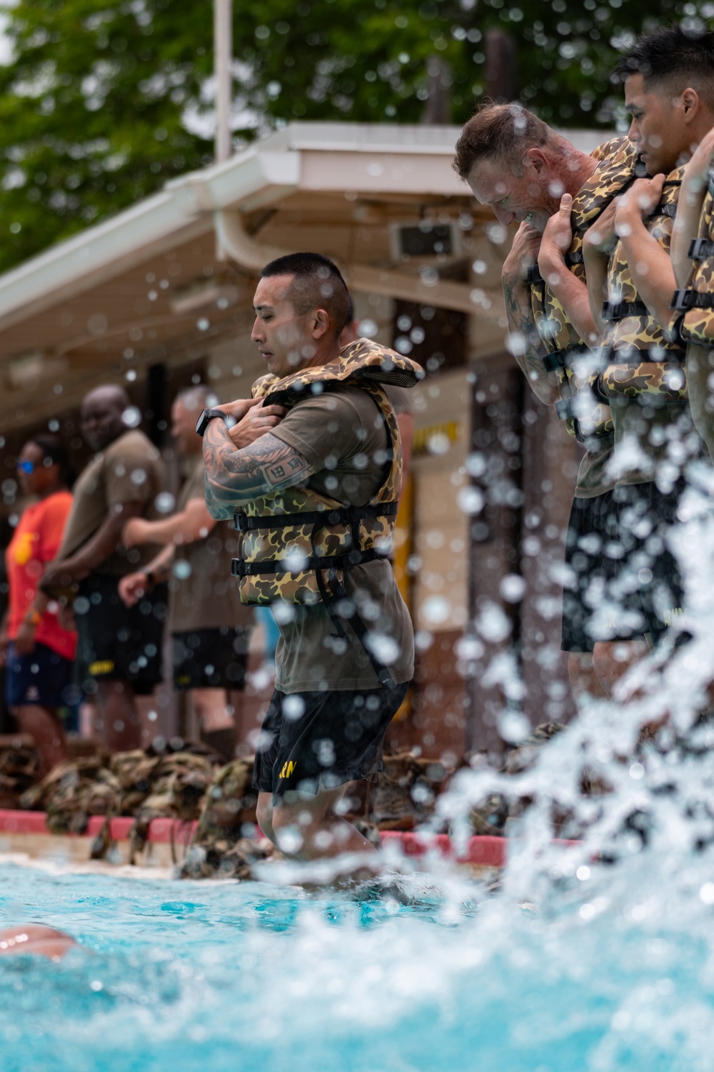 Hawaii Army National Guard MEDEVAC Units Practice Water Survival Training