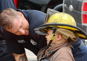 Seven-Year-Old Made Honorary First Sergeant in Illinois Army National Guard for Courage Against Cancer