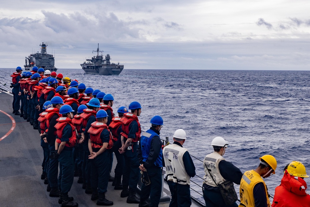 USS Higgins (DDG 76) Conducts a RAS with USNS Rappahannock in support of Valiant Shield 24