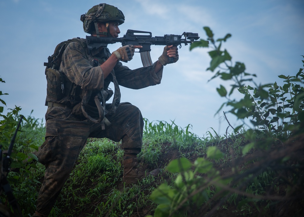 JPMRC-X | 2-27th Infantry Regiment assaults simulated opposing forces