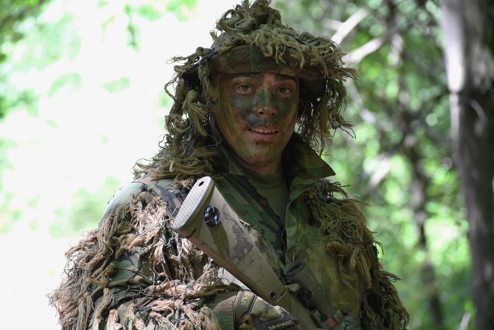 Reconnaissance training at Fort Indiantown Gap