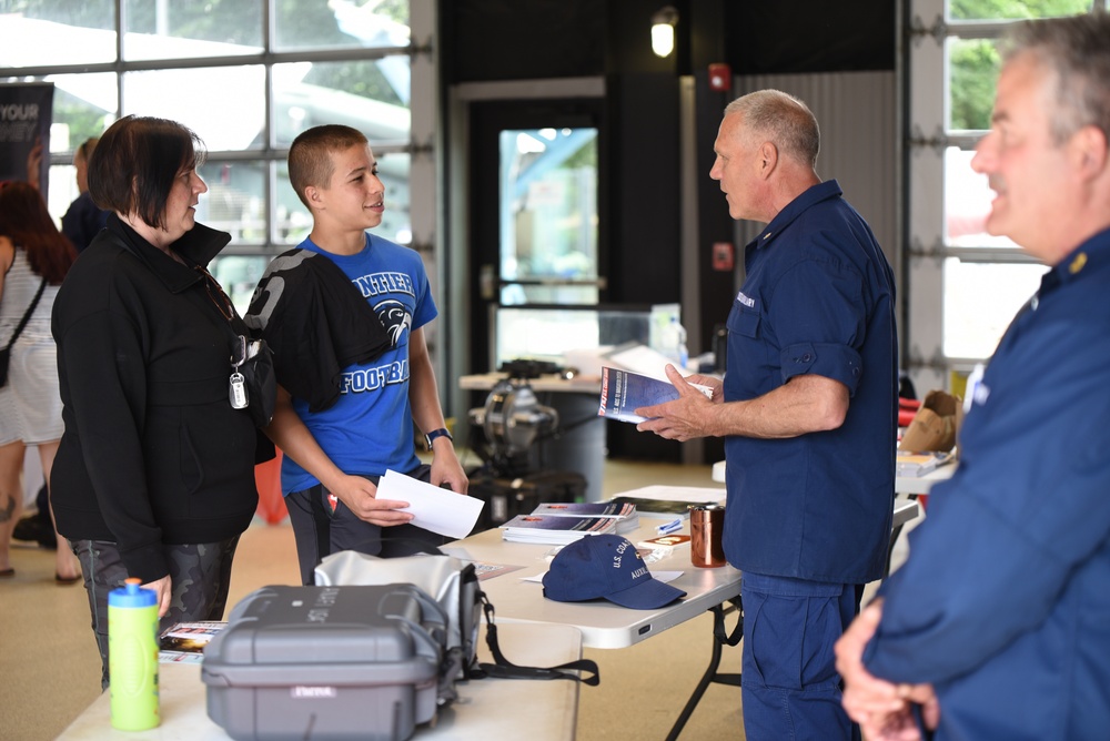 Coast Guard Sector Eastern Great Lakes Holds Safe Boating Open House