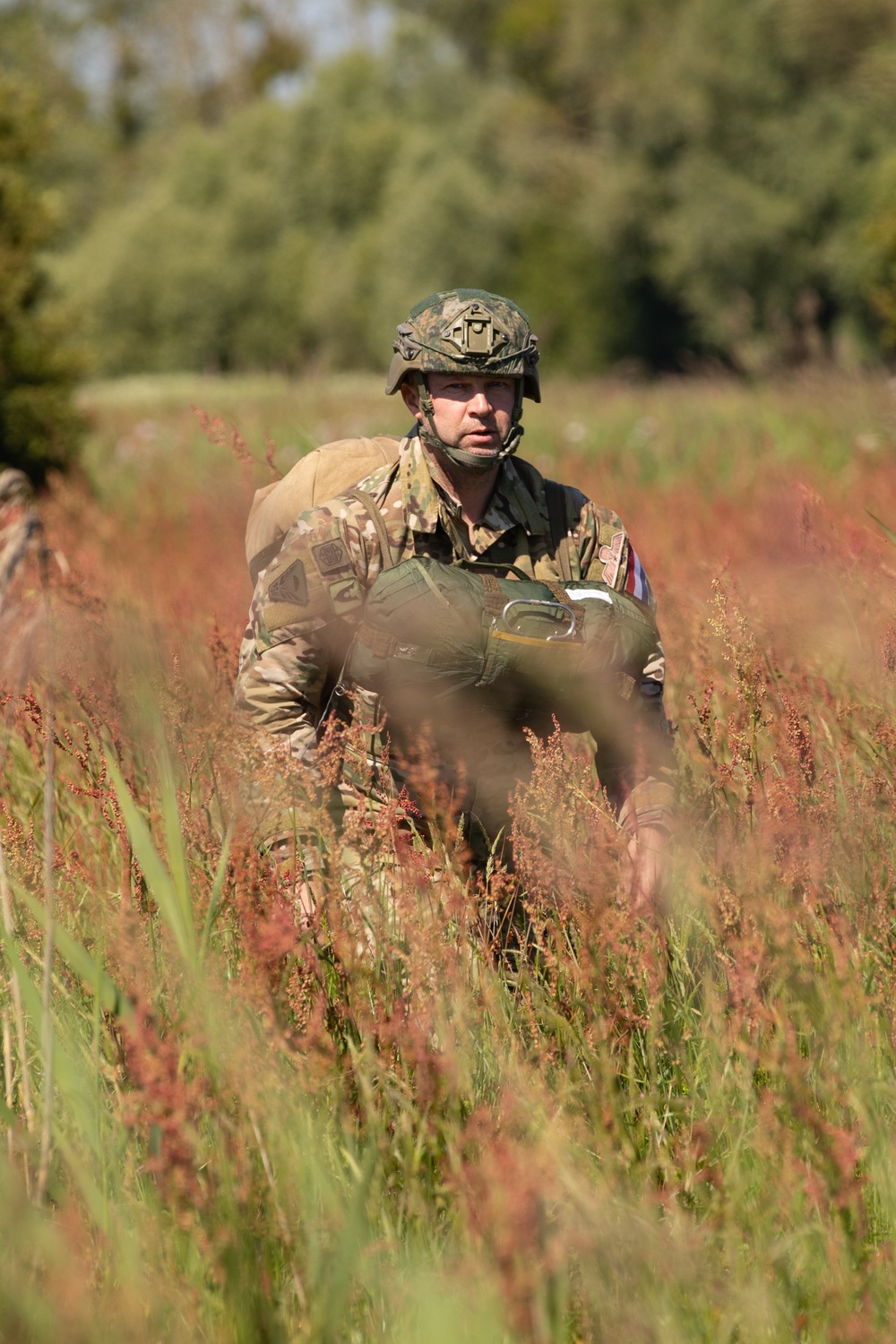 1300 paratroopers jump into Normandy for D-Dy 80