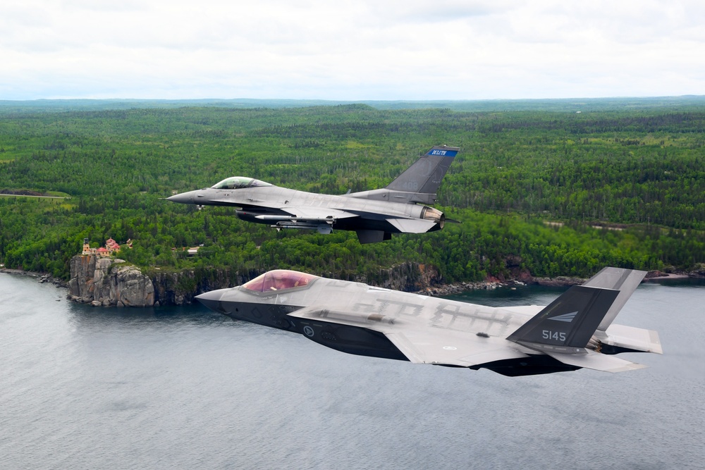 State Partnership Takes to the Skies