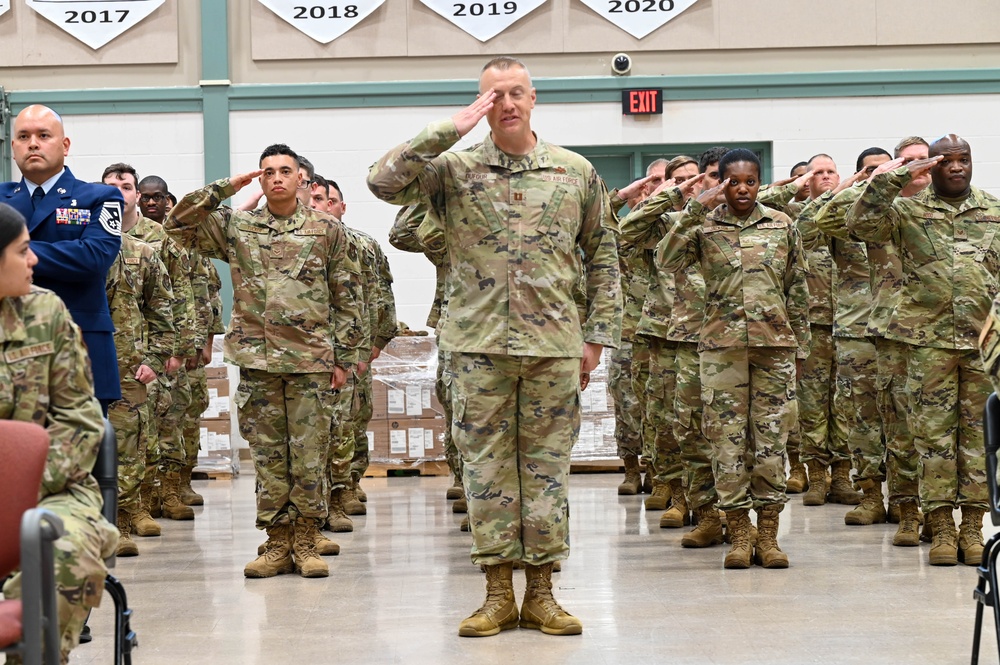 301st Aircraft Maintenance Squadron welcomes new commander