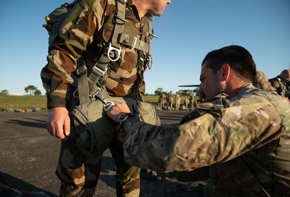 1300 service members  jump over Normandy to celebrate D-Day 80