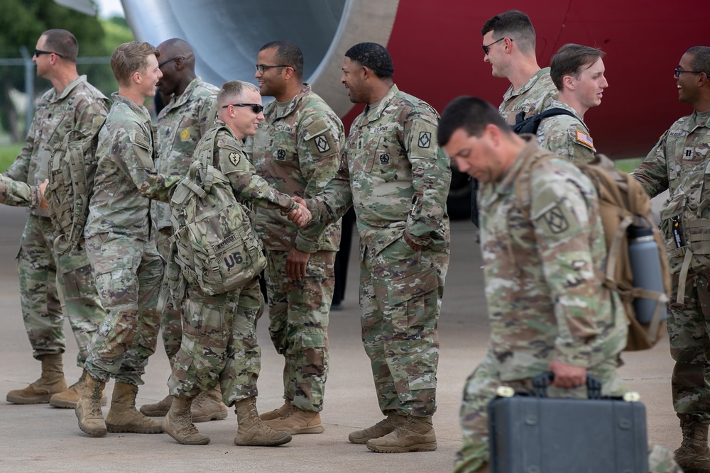 Bravo Battery, 1-14th Field Artillery returns from Europe