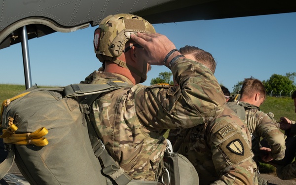 1300 service members  jump over Normandy to celebrate D-Day 80