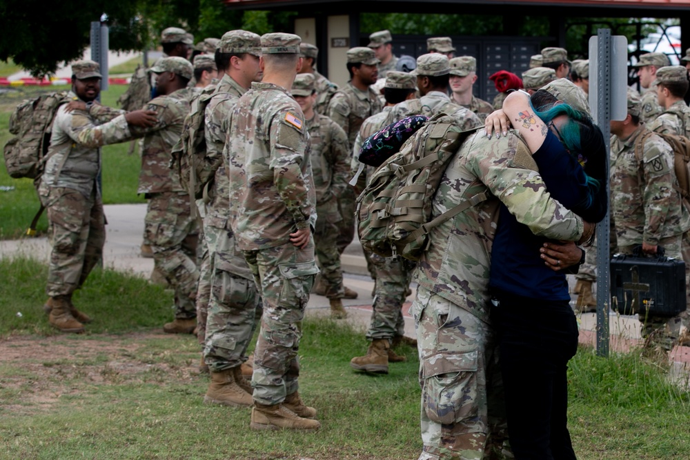 Bravo Battery, 1-14th Field Artillery returns from Europe