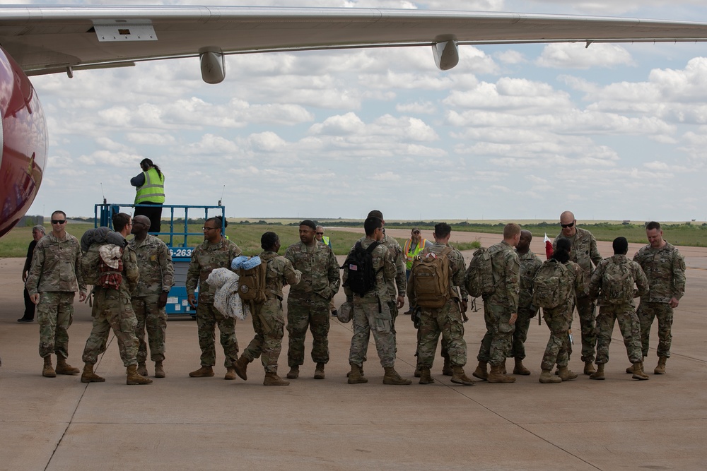 Bravo Battery, 1-14th Field Artillery returns from Europe