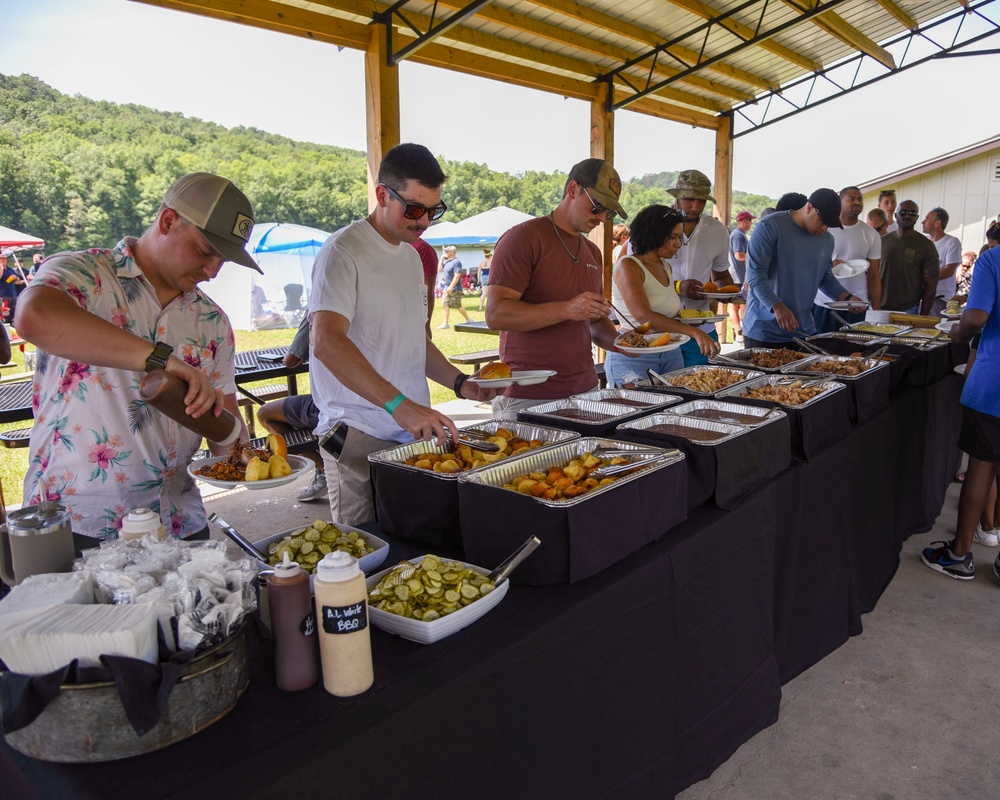 117 ARW members participate in family event at Oak Mountain State Park