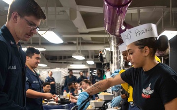 USS Ronald Reagan (CVN 76) Sailors serve Sunday brunch